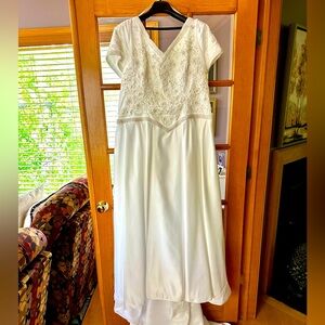 Bridal Originals Gown Size 24